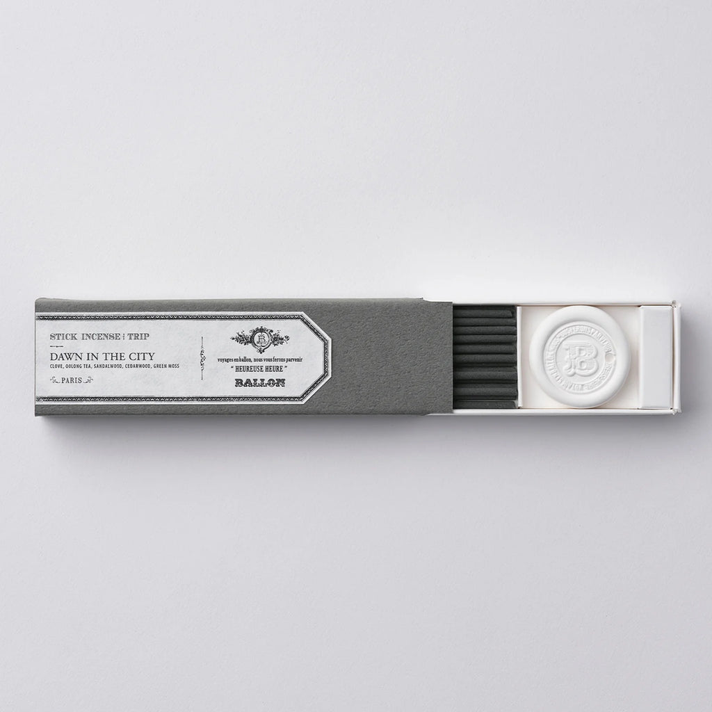 Dawn In The City (Paris) Incense - Oolong Tea, Green Moss, Cedarwood, Sandalwood, Clove