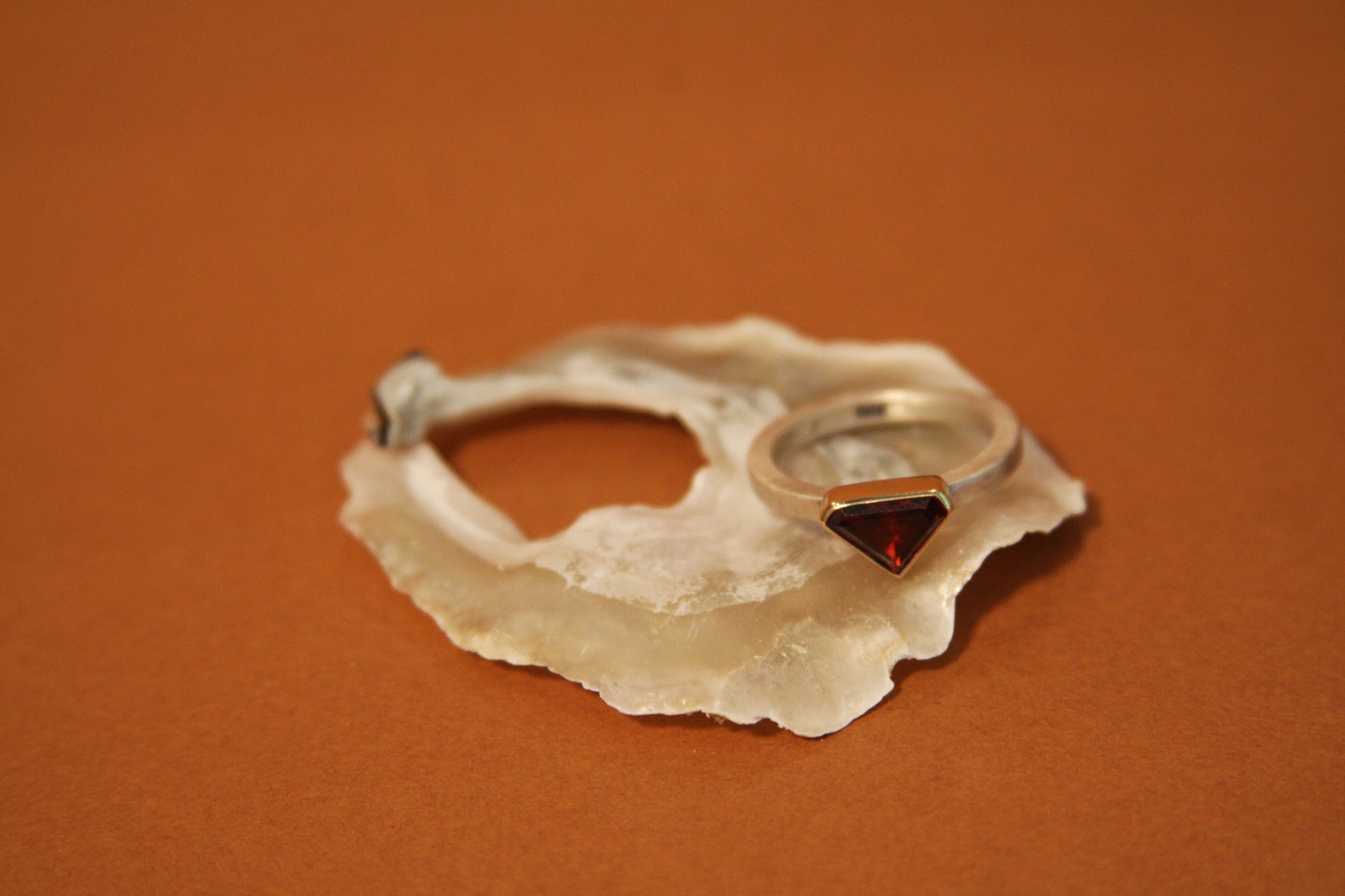 18k Gold/ 925 Silver Garnet Ring - Size 6.5