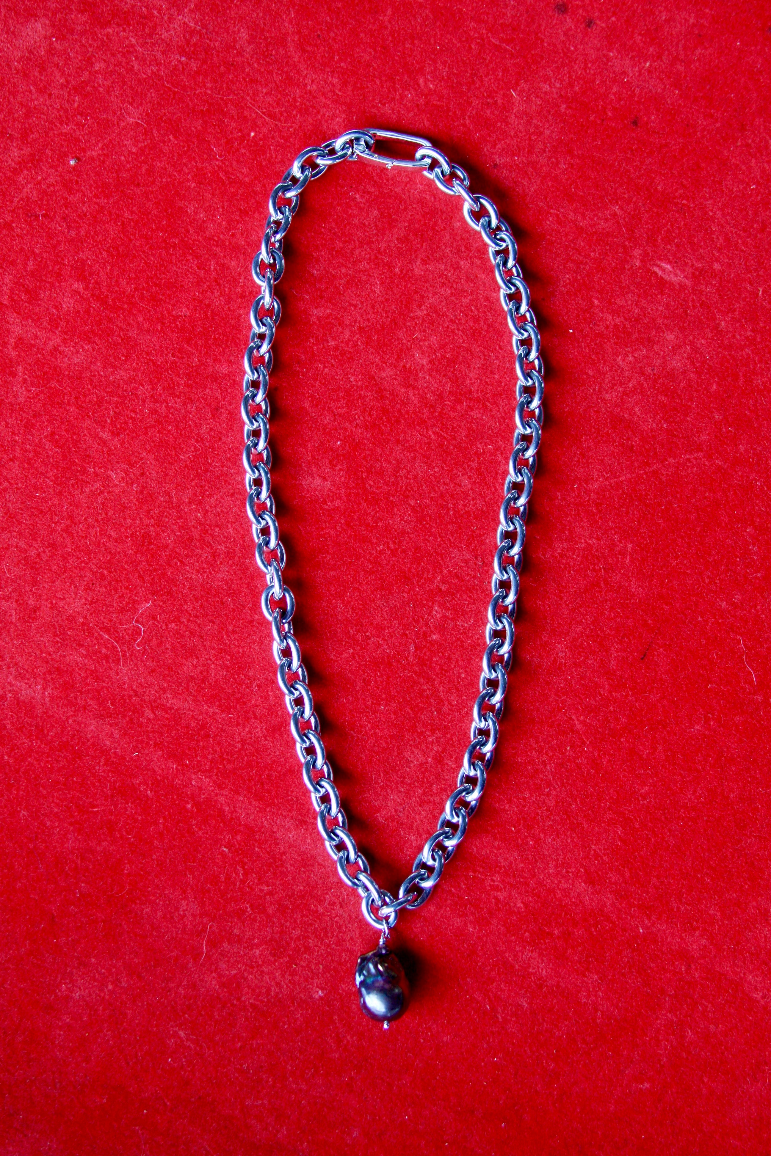 18" Sia Necklace - Oil Slick Baroque Pearl