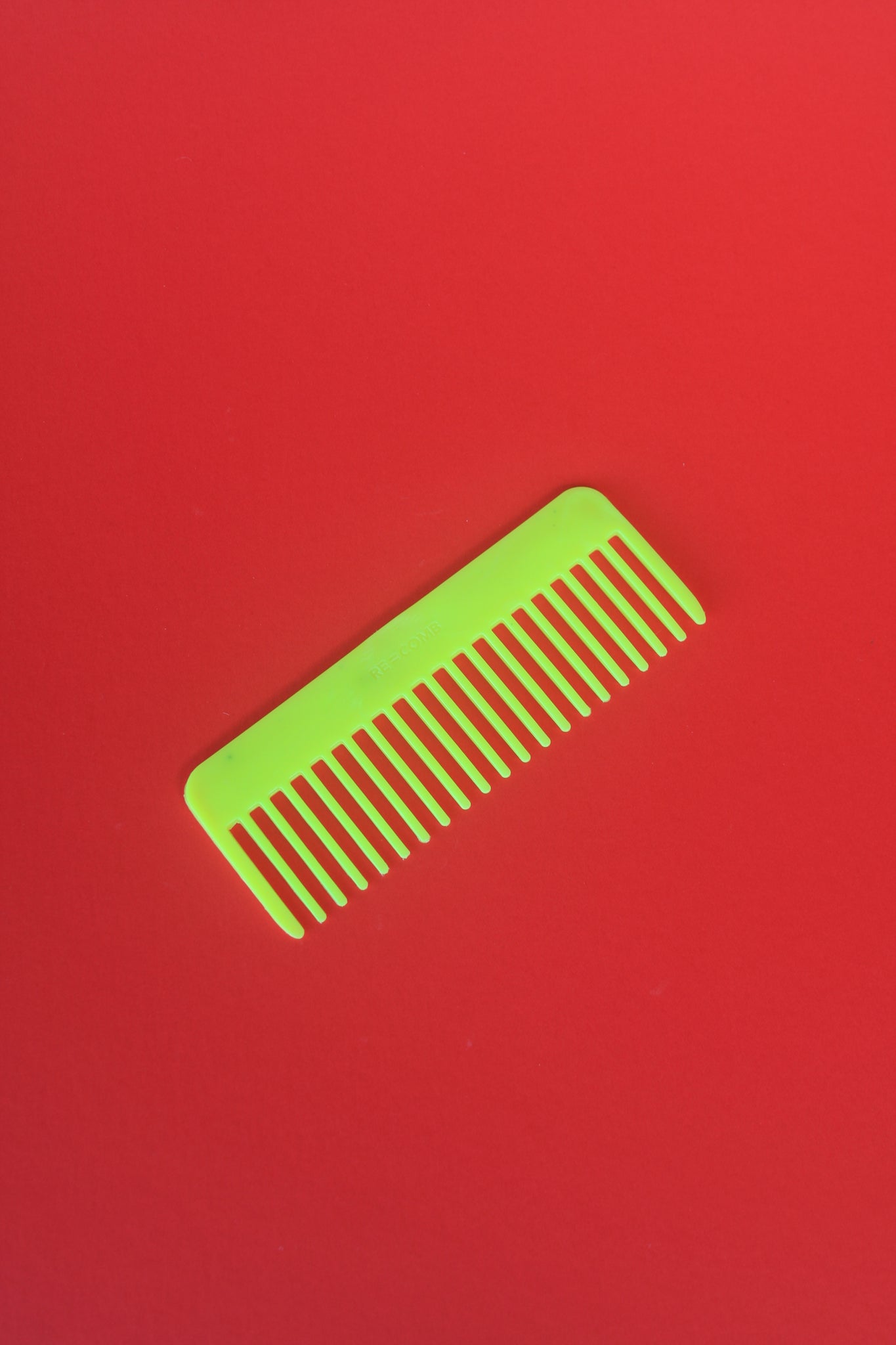 100% Recycled Comb in Hazard