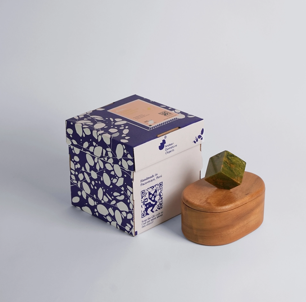 Green Serpantine Stone & Hand Carved Oval Wood Box