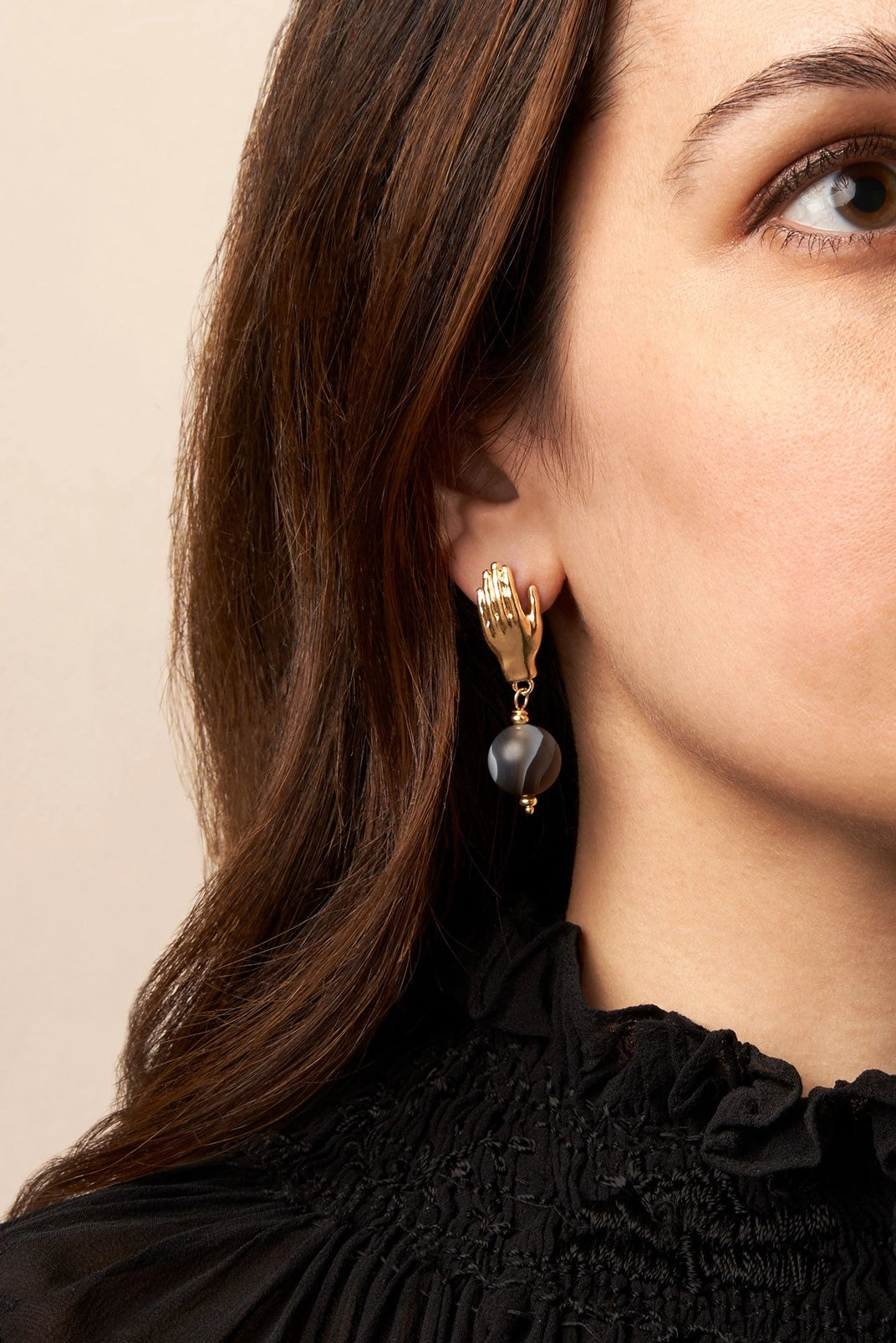 Goddess Hand Earrings in Nyx: Gold & Agate